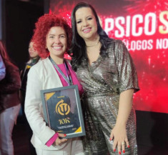 Geysianne Marquezolo Santos e a psicóloga Rosane Santos, da Psiconegócios. Foto: Divulgação