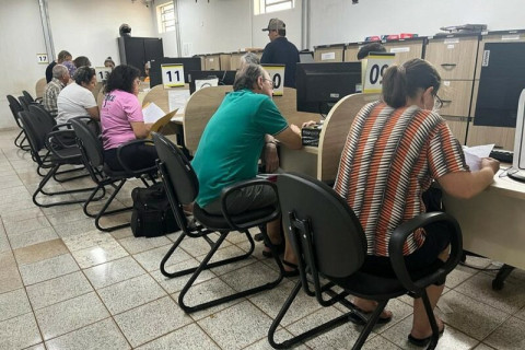 Dúvidas podem ser tiradas presencialmente entre 7h30 e 13h30 (Foto: Rogério Vidmantas/Prefeitura de Dourados)