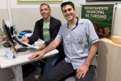 À esquerda Everaldo Kolschraiber e o Engenheiro Gustavo Becker (foto Divulgação)