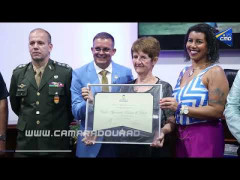 Profissionais da educação e segurança pública são homenageados na Câmara