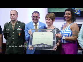 Profissionais da educação e segurança pública são homenageados na Câmara