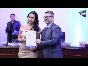 Vereadores aprova 65 projetos na 41ª Sessão e entregam prêmio a liderança indígena